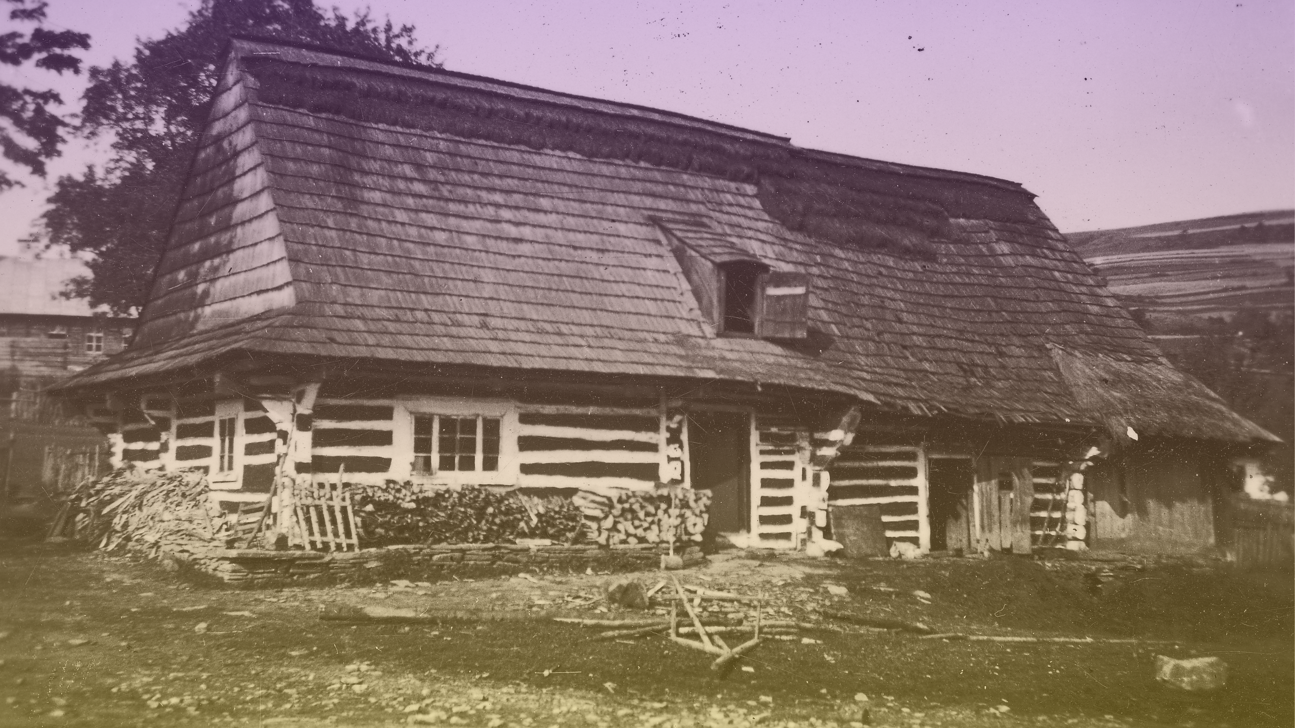 Łemkowie: dom budowany słowami i ukryte ślady w krajobrazie – rozmowa z Dominiką Cieplak i Kamilem Federygą